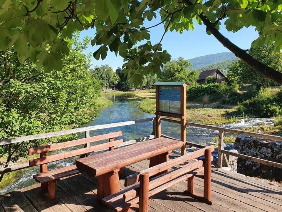 Apartman Danijela Otocac Bagian luar foto